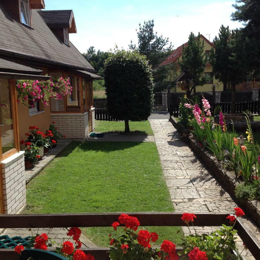 Privat Monika Apartment Stará Lesná Exterior foto